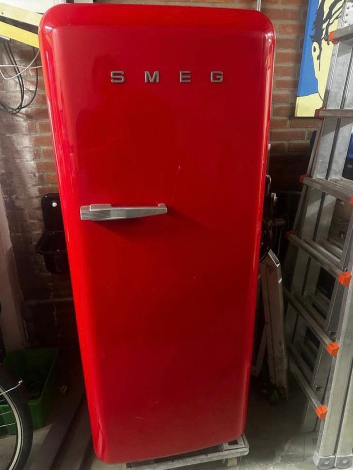 Smeg FAB28R Rood Nettjes- Defect, Voor Onderdelen/Reparatie, Ophalen, 200 liter of meer, 160 cm of meer, Niet werkend