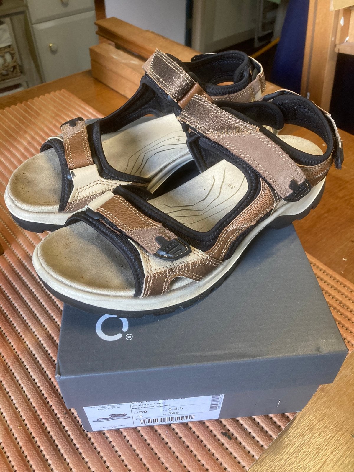 Ecco off-road sandalen maat 39, Kleding | Dames, Schoenen, Ecco, Beige, Nieuw, Sandalen of Muiltjes