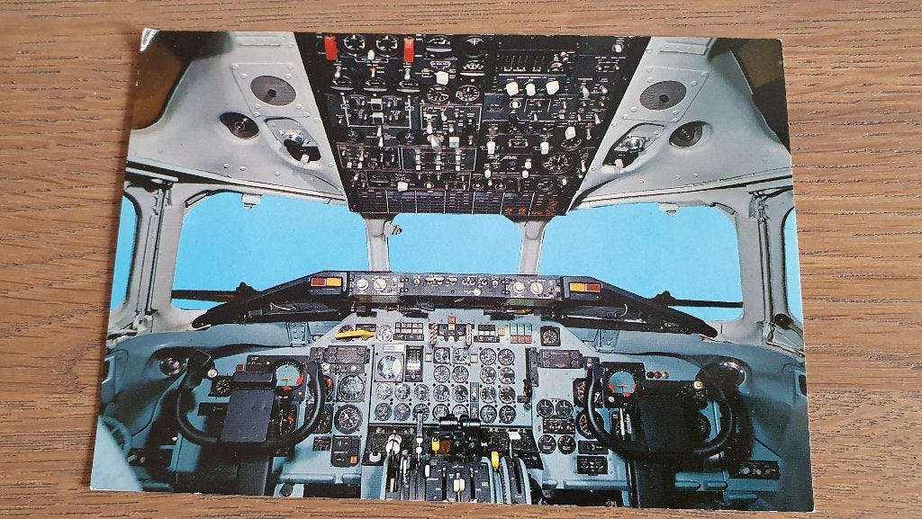 Fotokaart van de cockpit van een Zwitserse DC 9, Ophalen of Verzenden, Zo goed als nieuw, Kaart, Foto of Prent