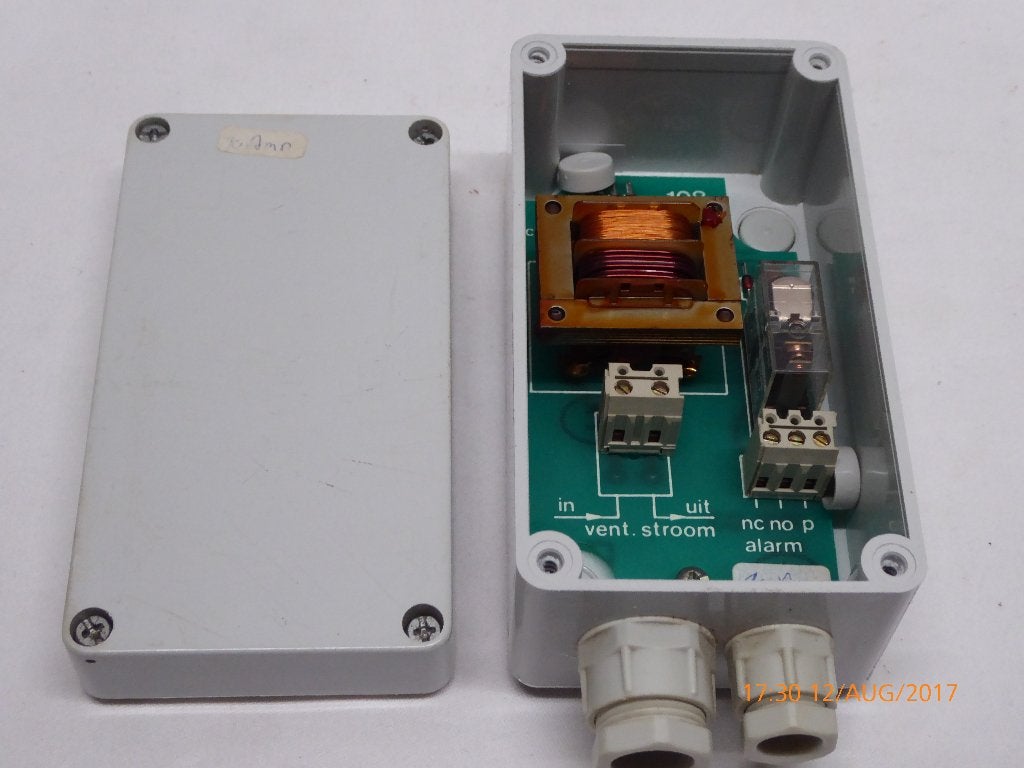 Fancom schakelkastje t.b.v. Ventilatie 10 amp (2 st), Doe-het-zelf en Verbouw, Ventilatie en Afzuiging, Ophalen of Verzenden, Zo goed als nieuw