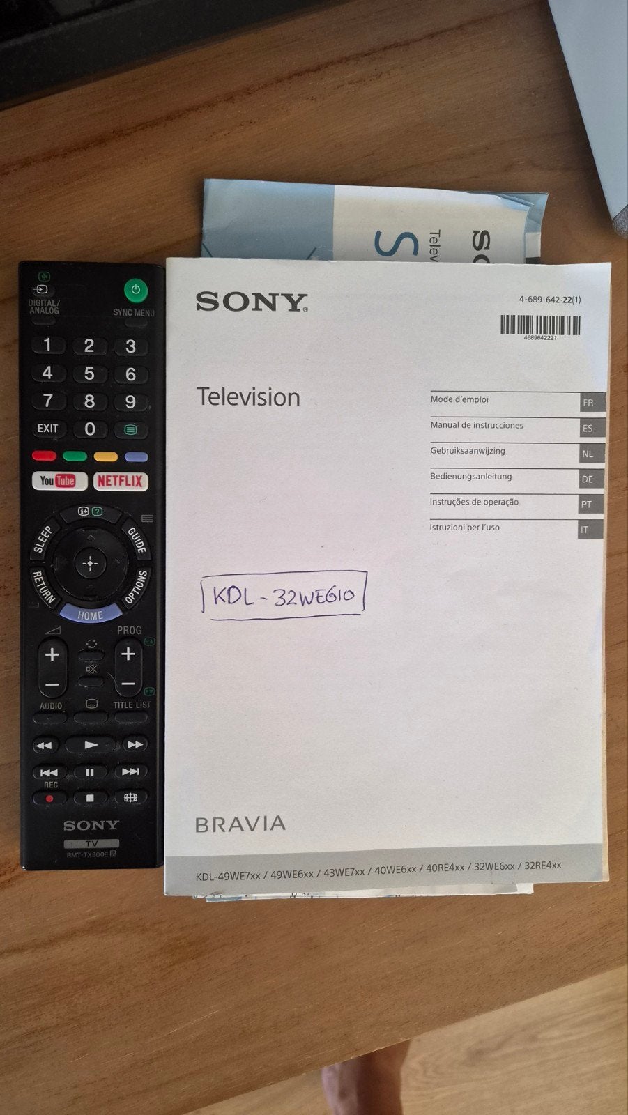 Foto 3 van Sony Bravia KDL-32WE610 32 inch Smart TV