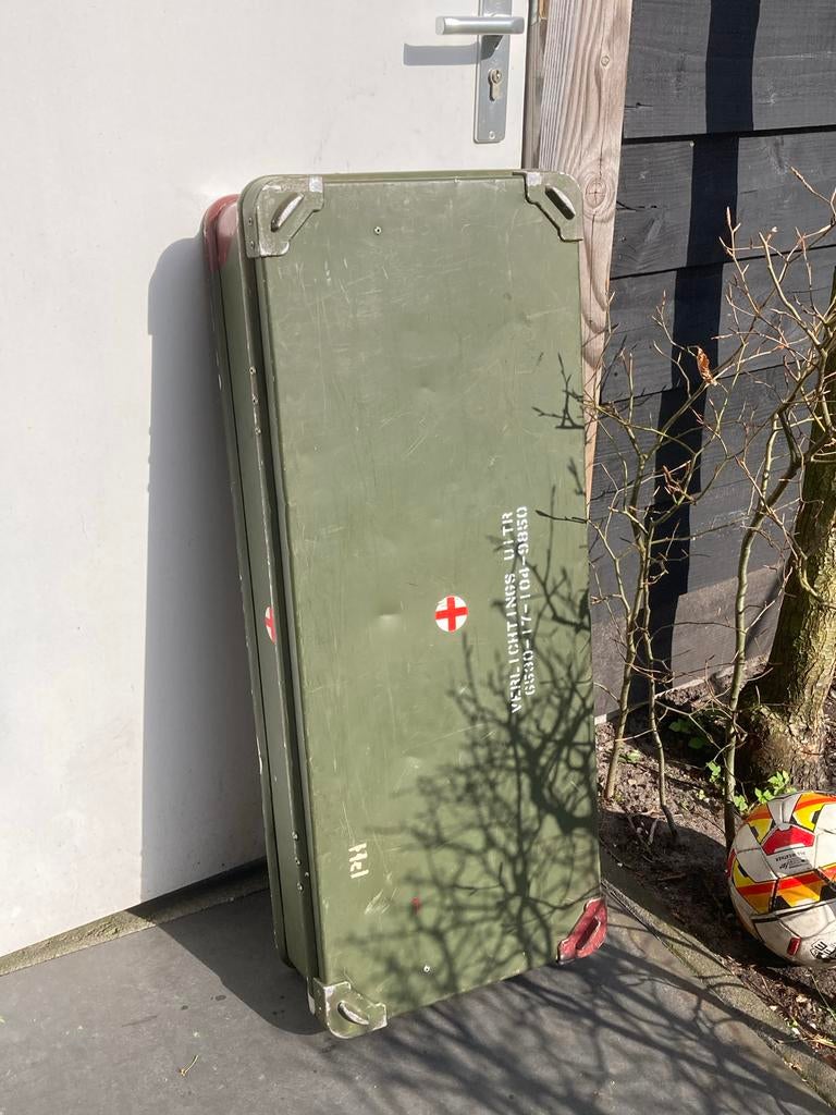 Zarges kist 94x40x16 cm - Legergroen aluminium, Verzamelen, Militaria | Algemeen, Ophalen, Landmacht, Nederland, Kist of Geocache