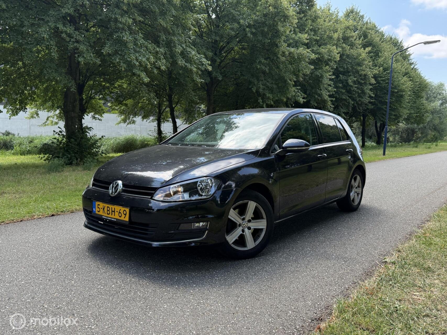 Volkswagen Golf 1.4 TSI ACT Highline*AUTOMAAT*NAVI*BLUETOOTH, Stof, Gebruikt, 4 cilinders, Zwart