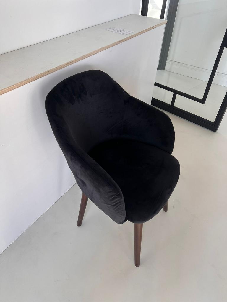 4 zwarte eetkamer stoelen - showroom model -, Ophalen of Verzenden, Zo goed als nieuw, Zwart, Vijf, Zes of meer stoelen