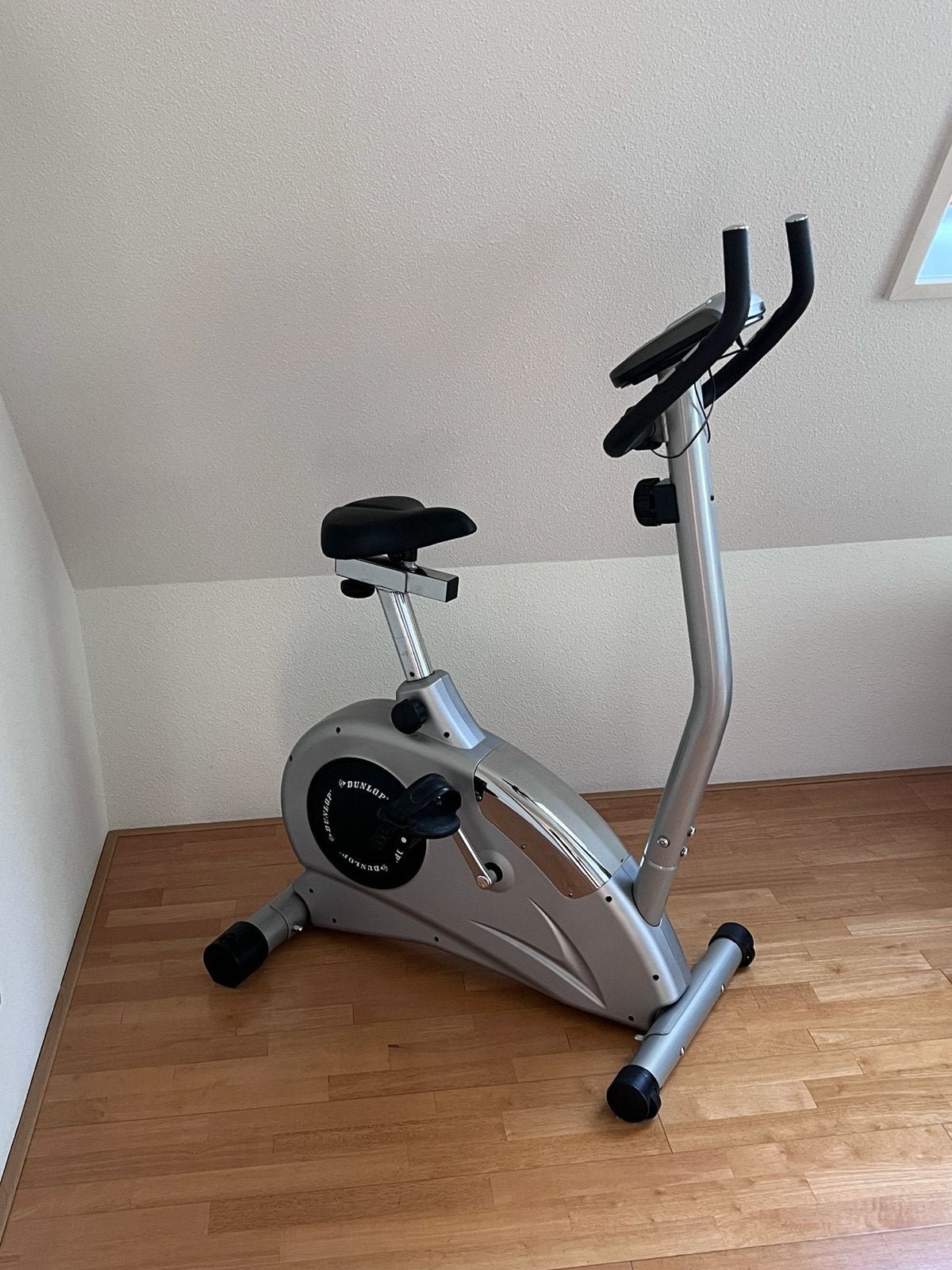 Hometrainer Dunlop - Werkt perfect!, Ophalen, Zo goed als nieuw, Metaal, Benen