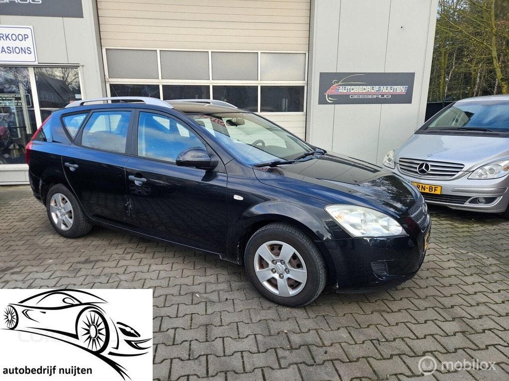 Kia Cee'd Sporty Wagon 1.6 X-tra, Auto's, Kia, Voorwielaandrijving, 15 km/l, Gebruikt, 1591 cc
