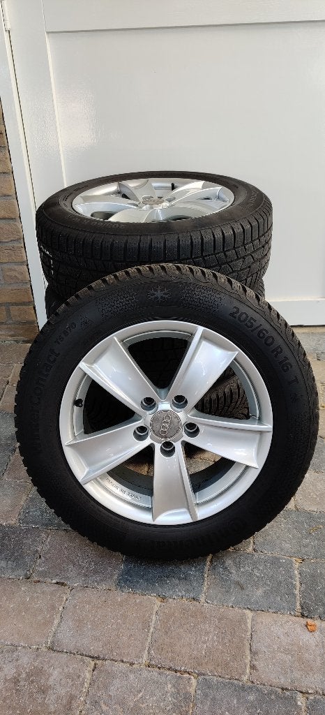 Audi A4 Continental winterbandenset op lichtmetalen velgen, Ophalen, Gebruikt, Velg(en), 16 inch