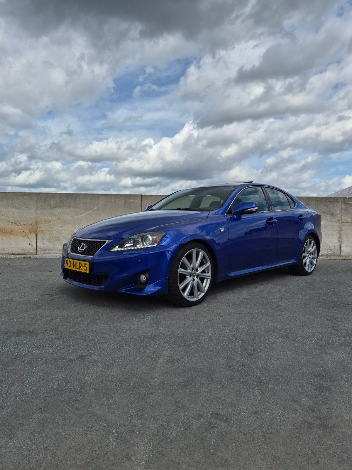 Lexus IS250 F Sport – Ultrasonic Blue – Origineel NL - Uniek, Auto's, Lexus, Achterwielaandrijving, Zwart, Origineel Nederlands
