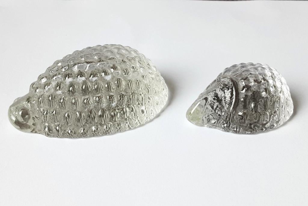 2 kristal glazen egels, sculpturen, Ophalen of Verzenden