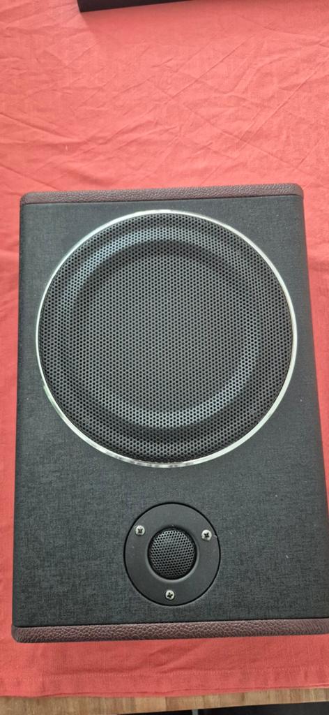 Compacte actieve subwoofer voor auto met bedrading, Audio, Tv en Foto, Luidsprekers, Overige merken, Gebruikt, Subwoofer, Ophalen of Verzenden