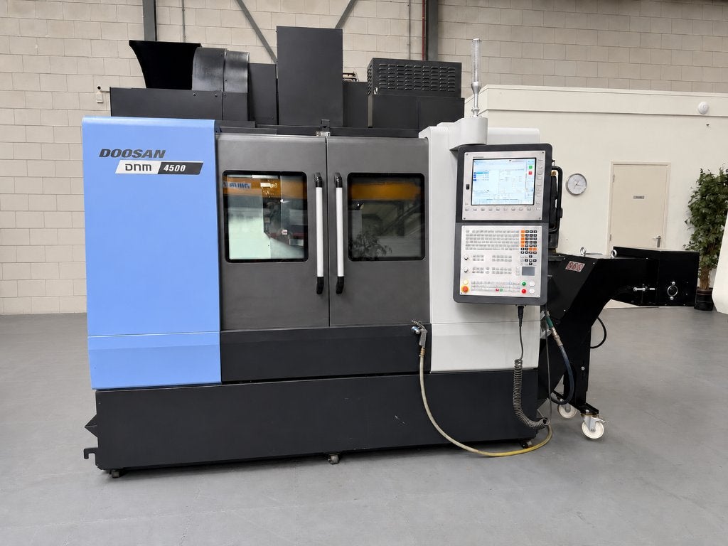 Bewerkingscentrum DOOSAN DNM 4500