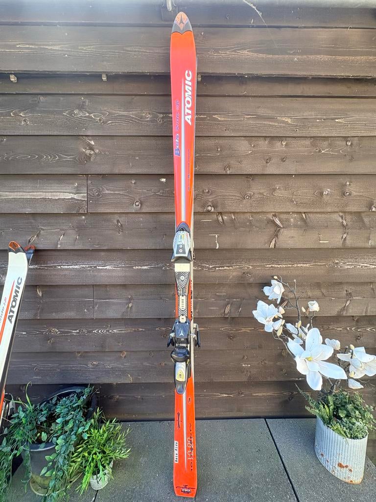 Atomic Beta Ride 10.2 Ski's - Perfect voor de piste!, Ophalen, 140 tot 160 cm, Gebruikt, Carve