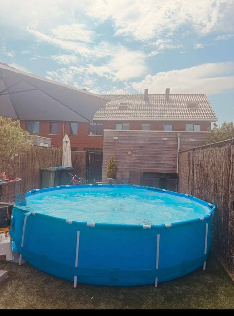 Bestway steel pro 366x76 inclusief filterpomp afdekzeil, Tuin en Terras, Minder dan 80 cm, Ophalen of Verzenden, Zo goed als nieuw