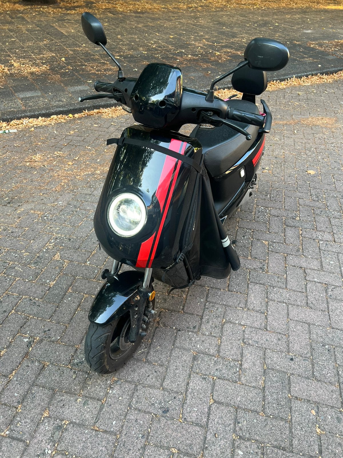 NIU M+ Sport elektrische scooter 45 km, Ophalen of Verzenden, Zo goed als nieuw, Overige typen, Overige merken