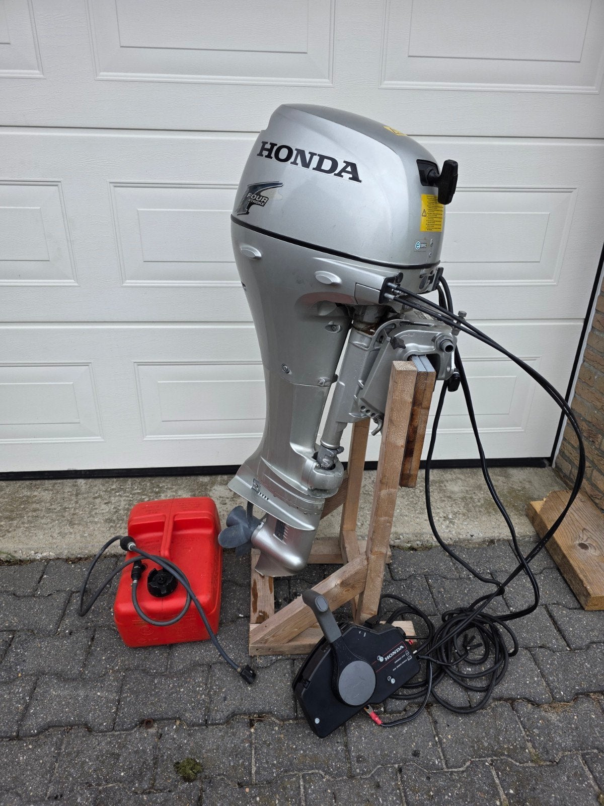 Buitenboordmotor Honda 10 pk 4 takt op afstandsbediening, Geen motor, Polyester, Consoleboot, Kussenset