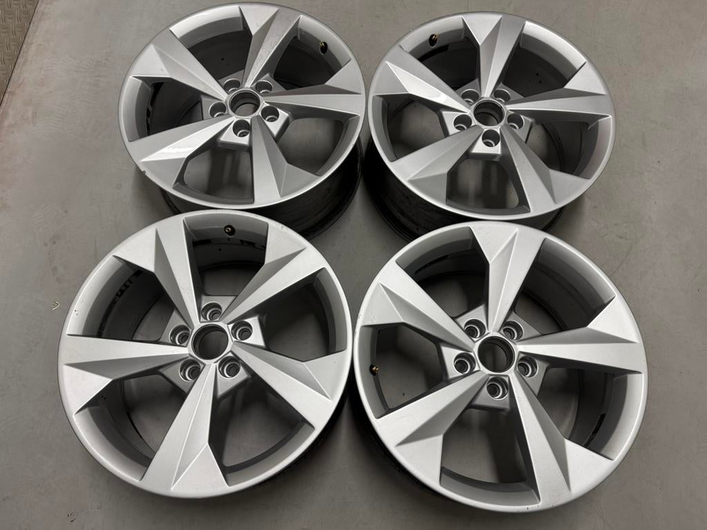 4x Originele Audi A3 / S3 Velgen 18 Inch, Ophalen, Gebruikt, Velg(en), -