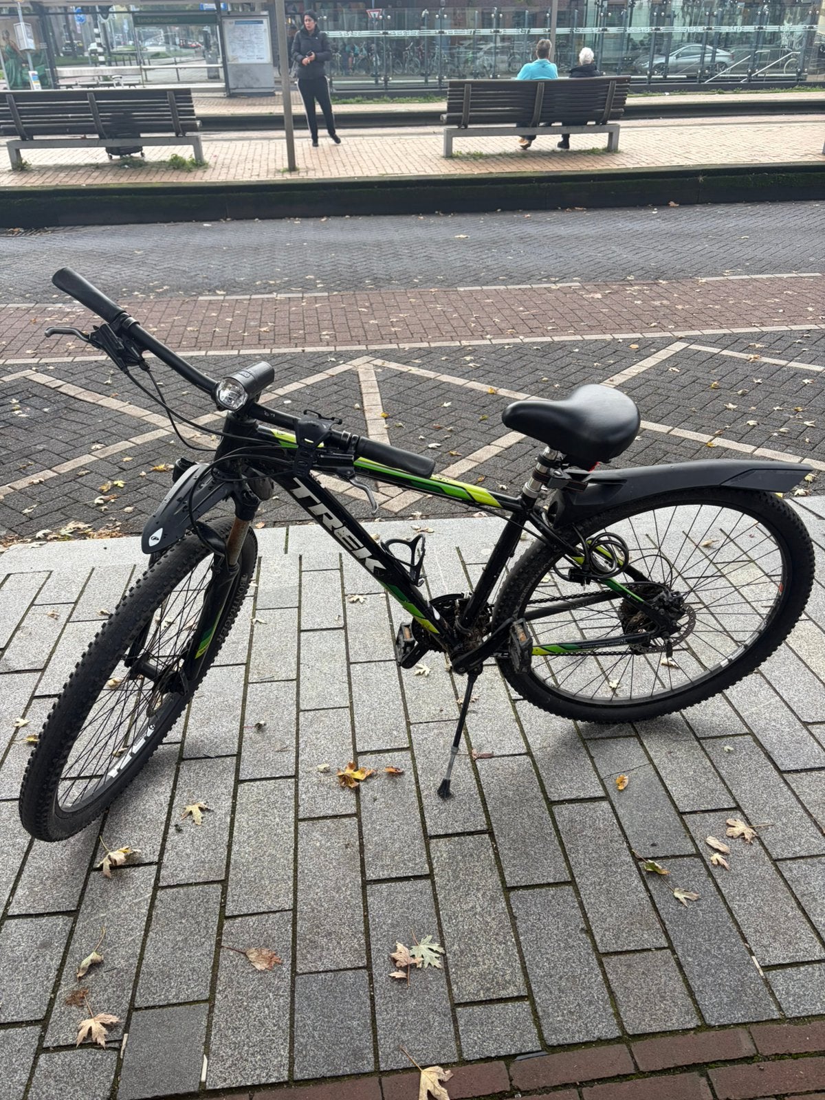 Trek, Ophalen of Verzenden, Zo goed als nieuw, Trek