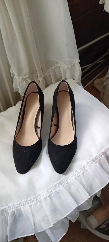 Elegante zwarte damesschoenen maat 36, Kleding | Dames, Schoenen, Zwart, Ophalen of Verzenden, Zo goed als nieuw, Schoenen met hoge hakken