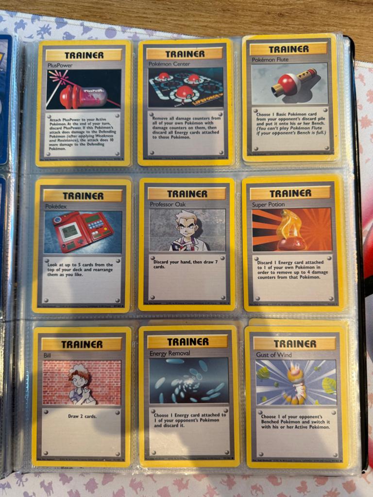 Grote verzameling oude Pokémon kaarten (100+ kaarten), Ophalen of Verzenden, Gebruikt, Meerdere kaarten