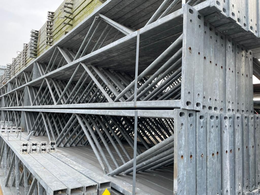 Traliespanten | Lengte= 9.500 mm | Hoogte= 400 mm, Doe-het-zelf en Verbouw, Metalen, Ophalen of Verzenden, Gebruikt, IJzer