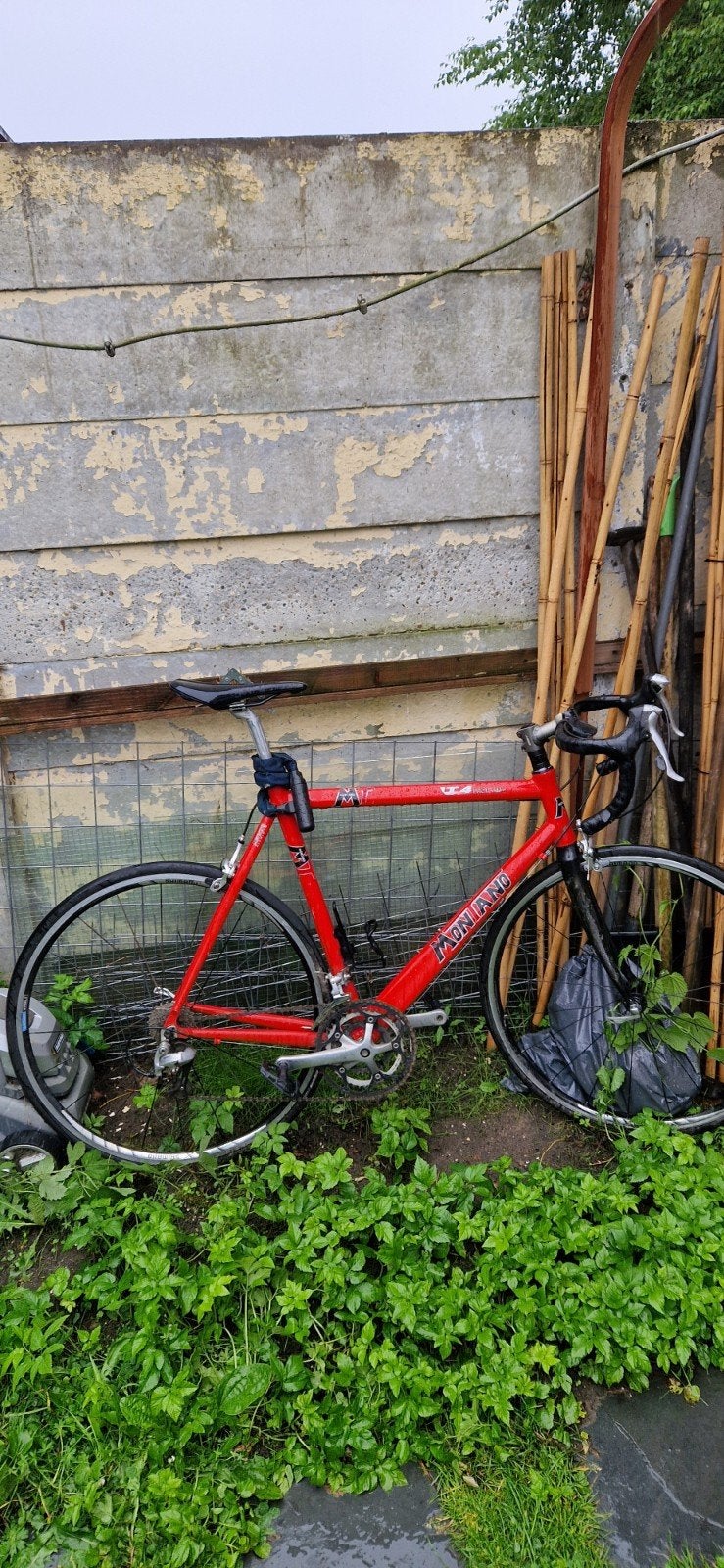 Moniano Racefiets - Rood, Gebruikt, 28 inch, Gebruikt, Velgrem, Aluminium