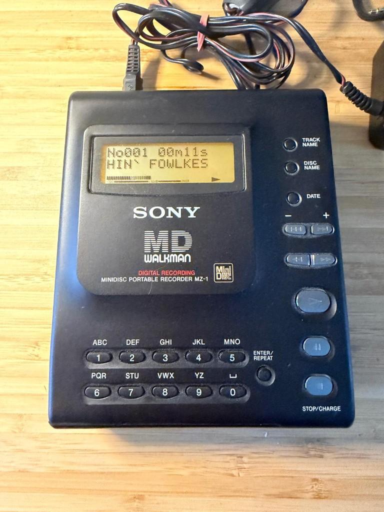 Sony MZ-1 portable minidisc speler/recorder (1992), Audio, Tv en Foto, Walkmans, Discmans en Minidiscspelers, Ophalen of Verzenden