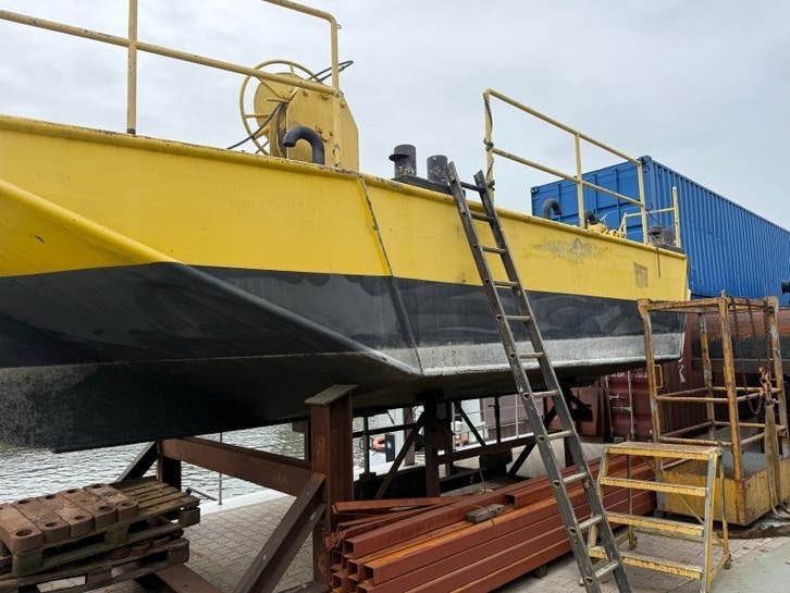 Robuuste Ponton - Ideaal voor diverse waterwerkzaamheden, Watersport en Boten, Ophalen, Gebruikt, Minder dan 100 pk, Overige brandstoffen