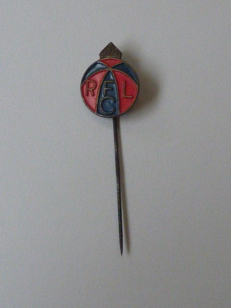oud speldje RFCL Royal Football Club de Liege België, Ophalen of Verzenden, Gebruikt, Sport, Speldje of Pin