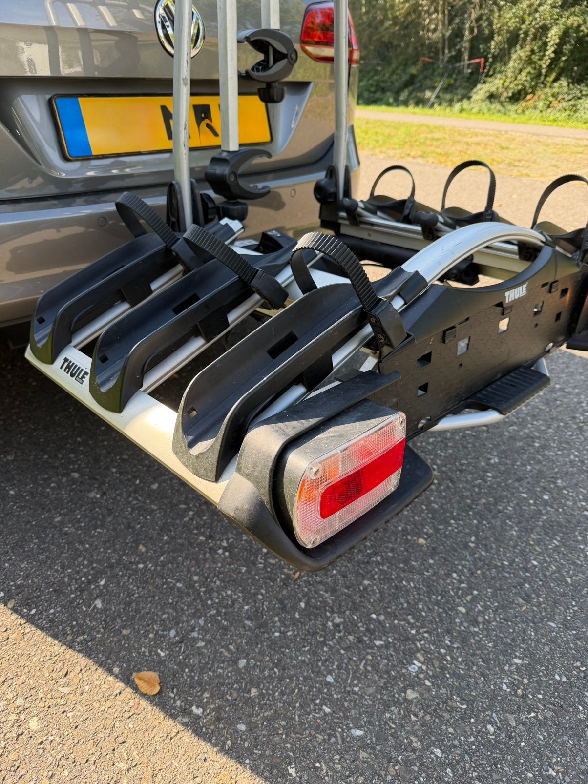 Thule EW 923 fietsendrager voor 3 fietsen of 4 kantelbaar, Ophalen, 3 fietsen of meer, Zo goed als nieuw, Brede banden