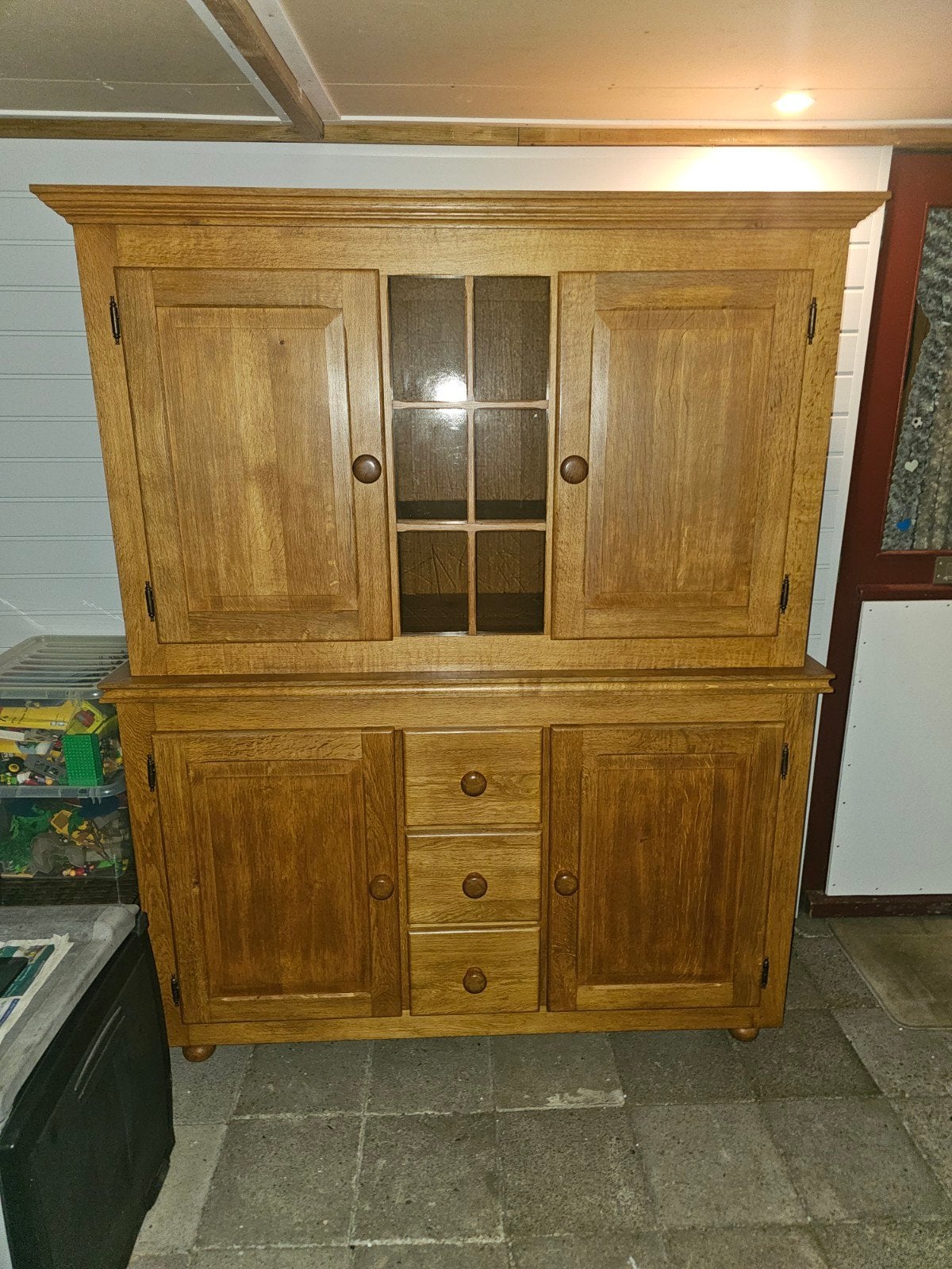 massief eiken kast met 4 deuren 3 laden en vitrine deel....., Ophalen, Gebruikt, Met lade(s), 150 tot 200 cm
