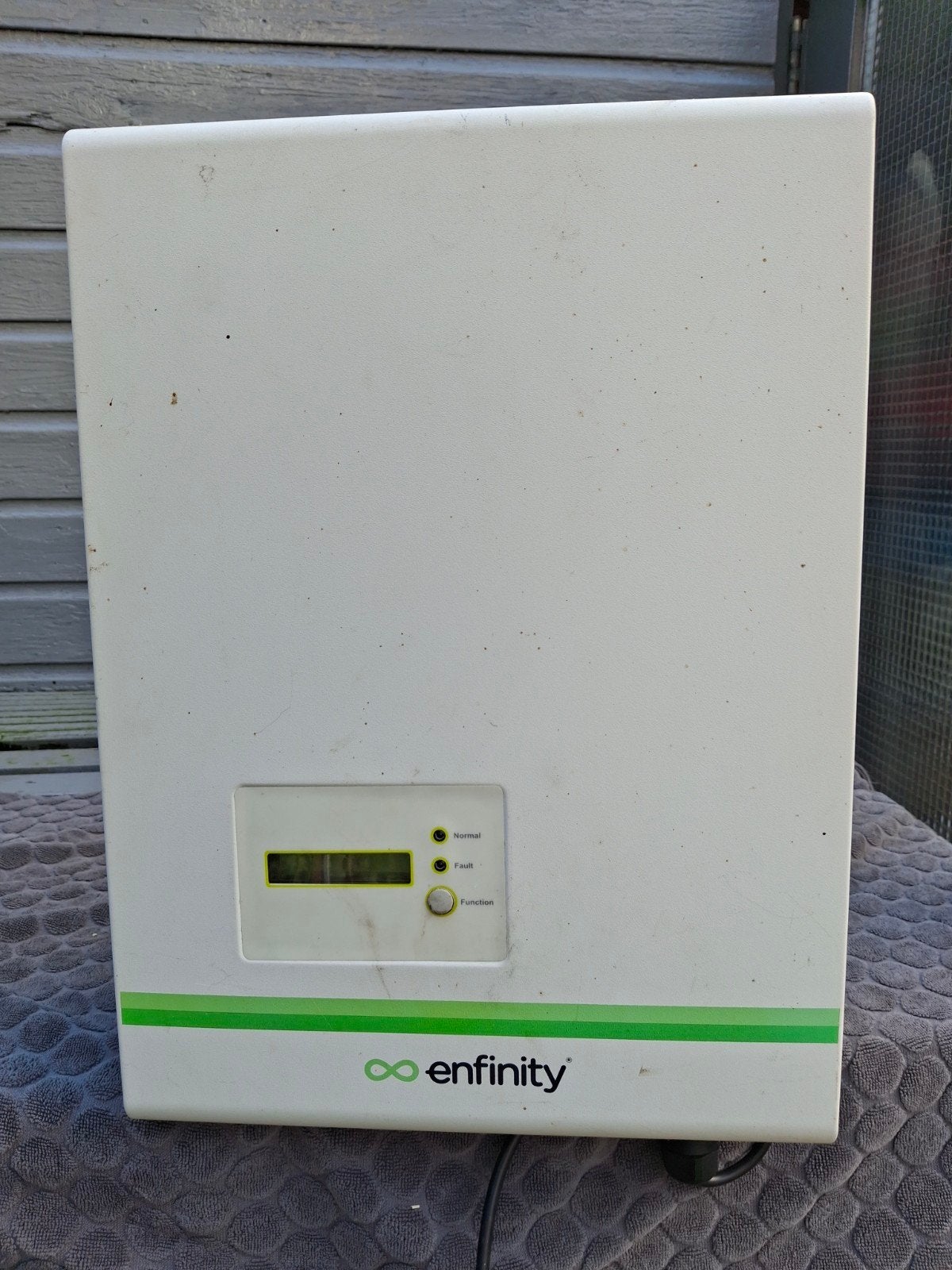 Defecte Enfinity PV Grid-tied omvormer Enfinity-2200TL, Ophalen of Verzenden