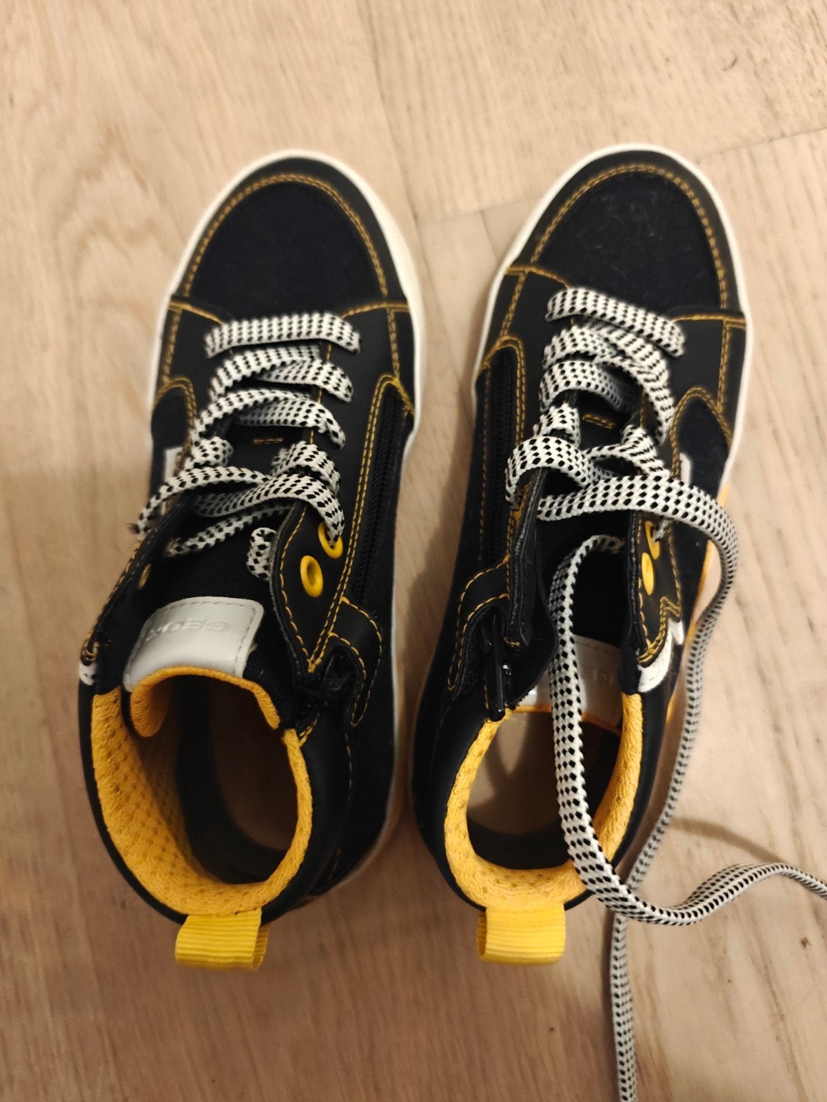 Nieuwe Geox jongensschoenen maat 31, Kinderen en Baby's, Kinderkleding | Schoenen en Sokken, Schoenen, Nieuw, Ophalen of Verzenden