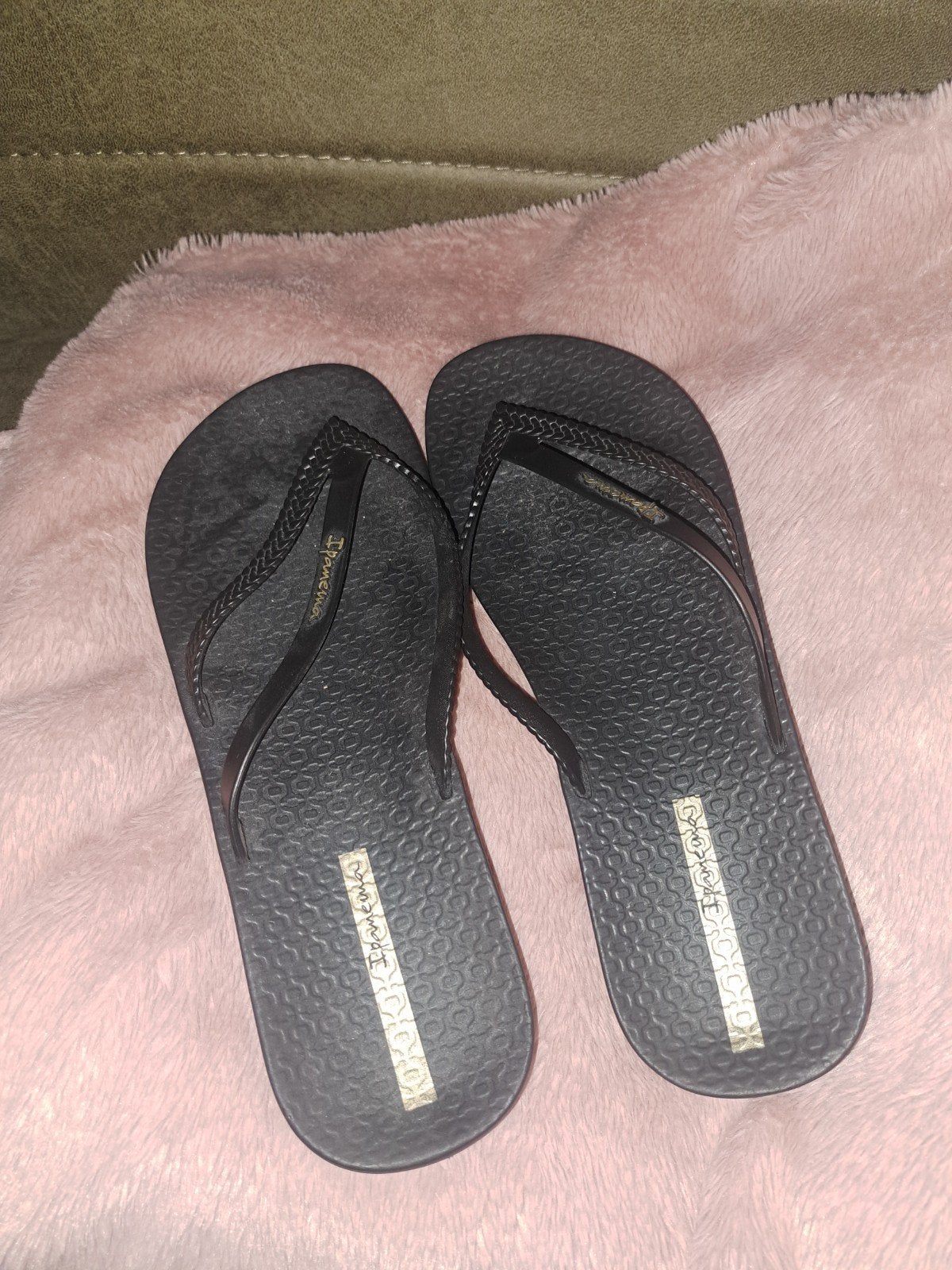 Zwarte Ipanema slippers - Maat 37/38, Kleding | Dames, Schoenen, Ophalen of Verzenden, Nieuw, Zwart