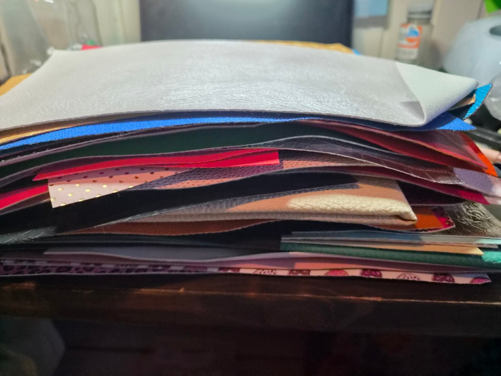 100 pu leren lapjes, Ophalen of Verzenden, Nieuw