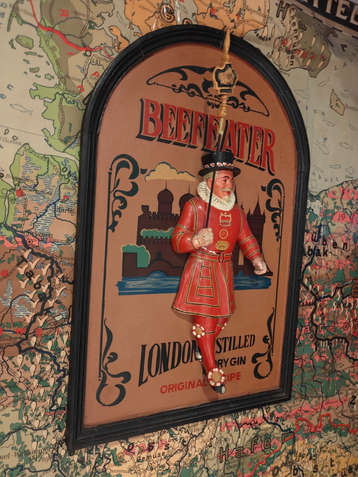 Super zeldzaam 3D Pub Bord Beefeater met lans 75 x 45 cm
gew, Reclamebord, Gebruikt, X., Ophalen