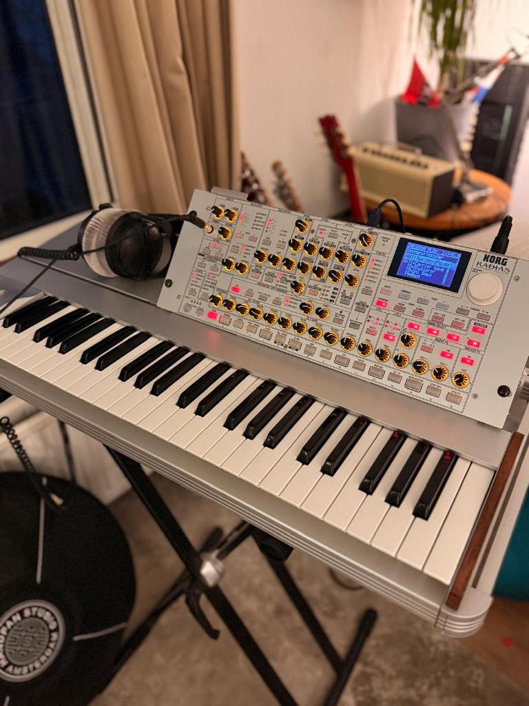 Korg Radias + keyboard, Ophalen of Verzenden, Gebruikt, 61 toetsen, Korg