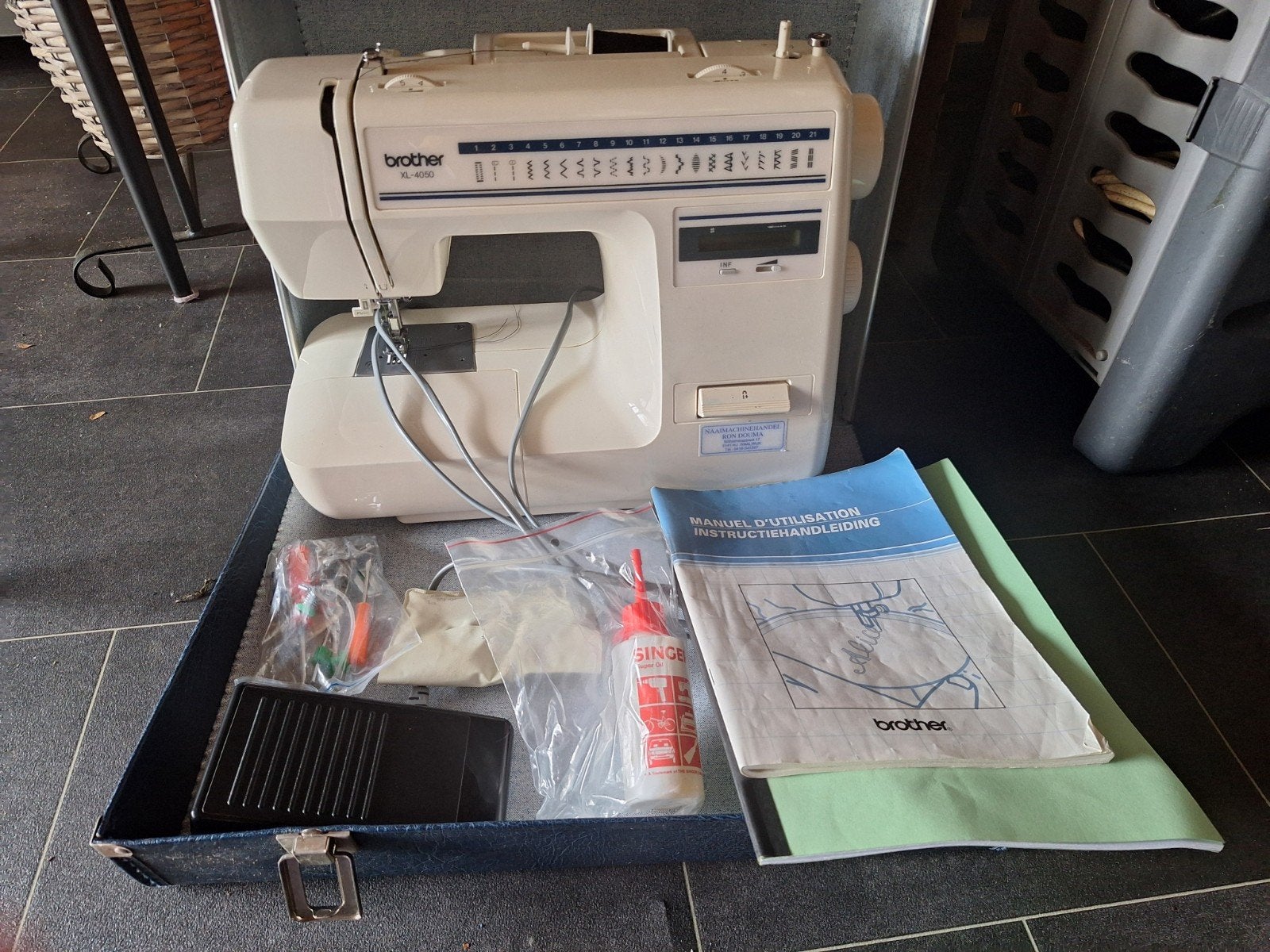 Brother XL-4000 Naaimachine met accessoires en handleiding, Ophalen of Verzenden, Gebruikt, Naaimachine, Brother