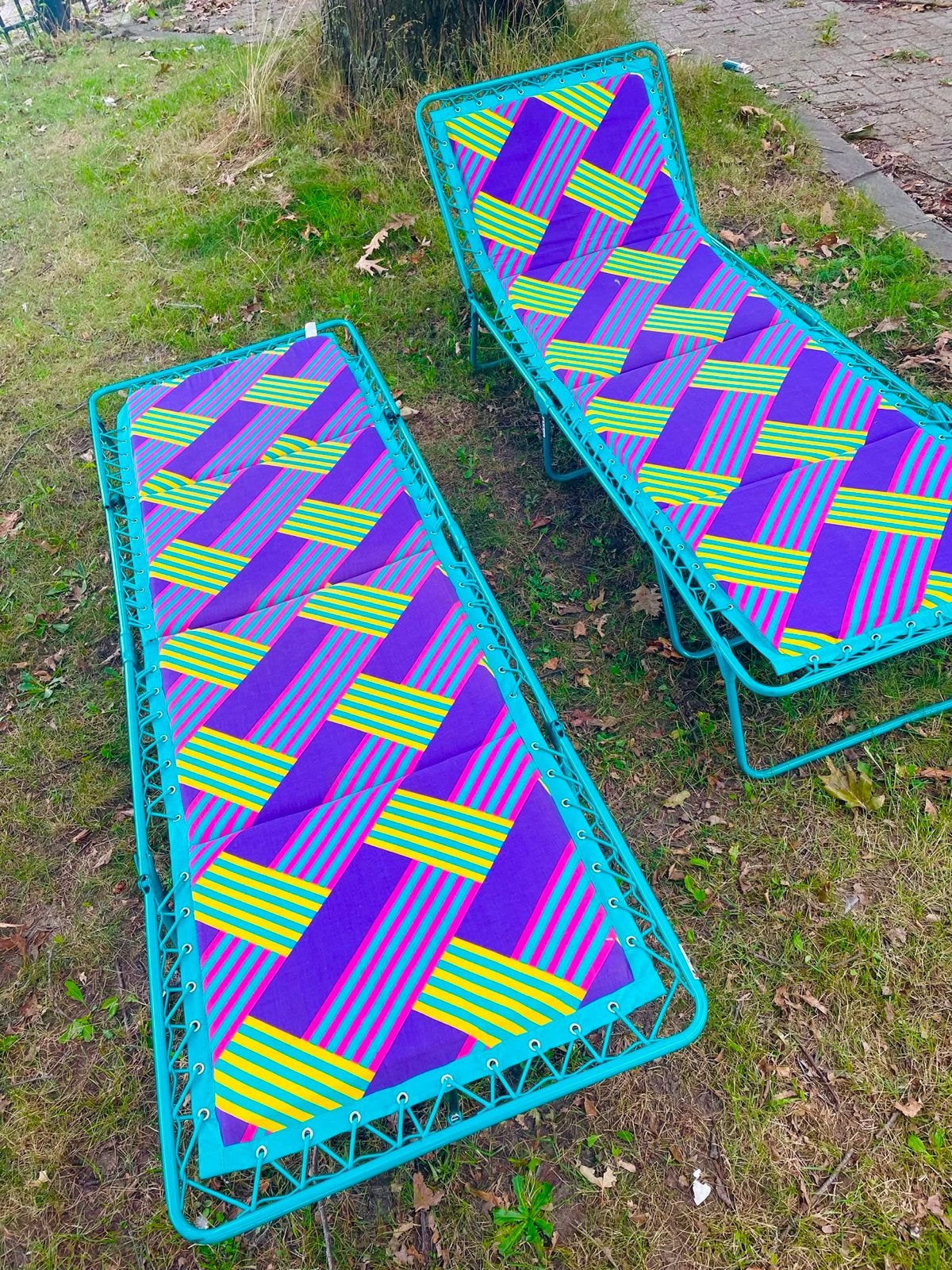 Vintage jaren 80 / 90 strandbed, stretcher , ligbed design, Tuin en Terras, Ligbedden, Ophalen, Gebruikt, Metaal, Inklapbaar
