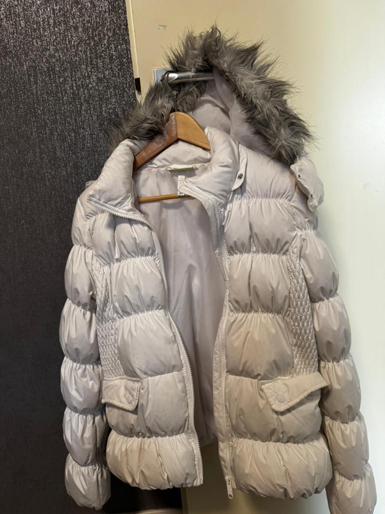 Witte jas, paarse vest, Kleding | Dames, Ophalen, Zo goed als nieuw, Maat 38/40 (M), Paars