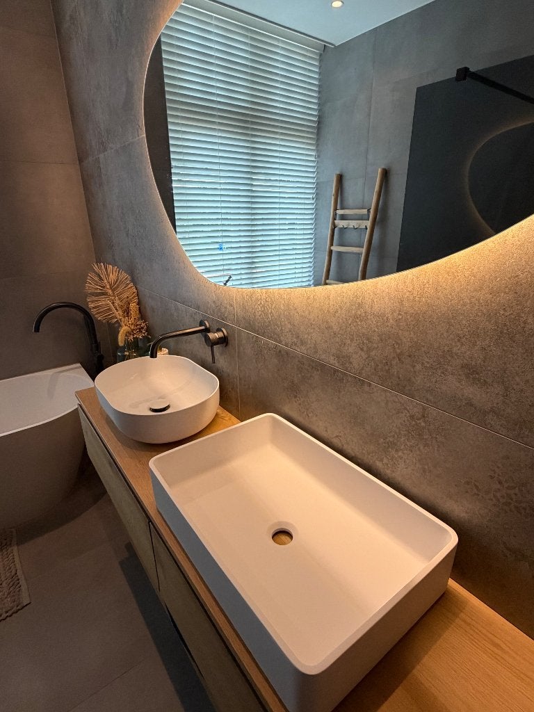 Solid Surface Opzetwaskom (2x), Ophalen, Nieuw, 50 tot 100 cm, Minder dan 100 cm