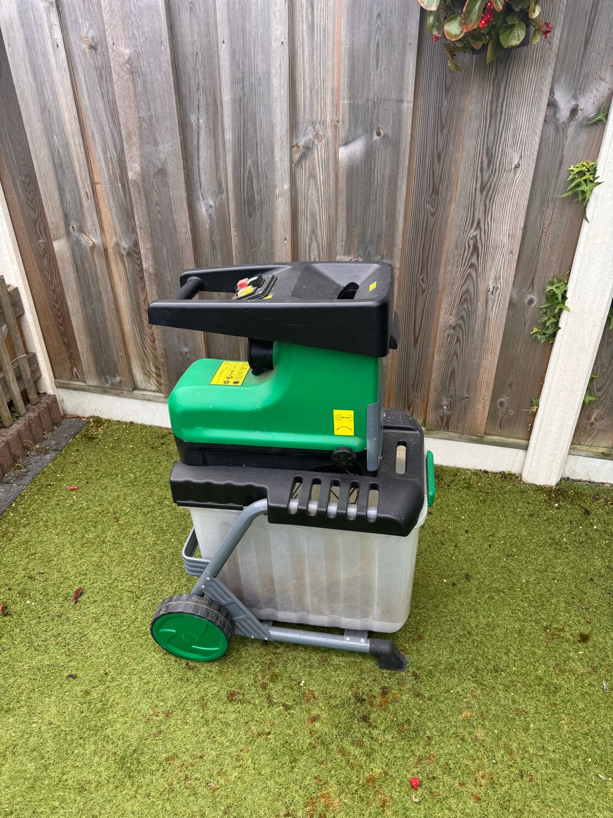 Takken versnipperaar GFLH 2849 - Elektrisch, Tuin en Terras, Ophalen, Gebruikt, Elektrisch, Met opvangbak