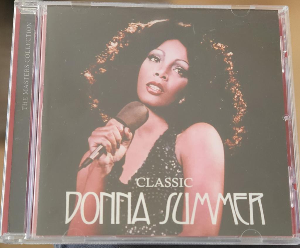 CD Donna Summer 2009 Classic Donna Summer KRASVRIJ, Cd's en Dvd's, Cd's | R&B en Soul, Ophalen of Verzenden, 2000 - 2009, Zo goed als nieuw