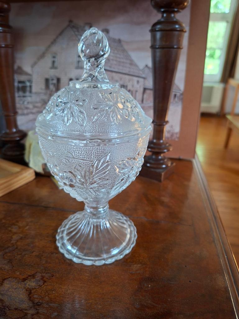 Vintage glazen bonbonnière met deksel, Ophalen