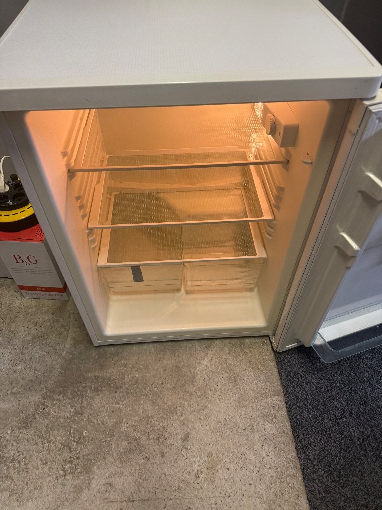 Koelkast Siemens Oko plus tafelmodel, 60 cm of meer, Ophalen, 85 tot 120 cm, Zonder vriesvak