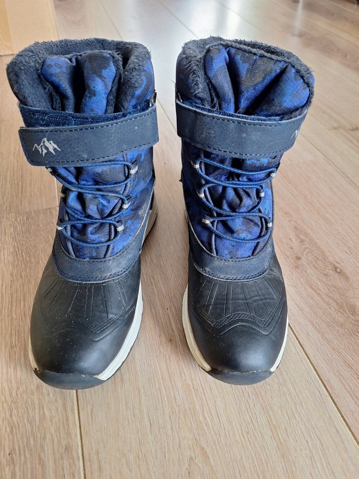 Winterlaars blauw/zwart mt 36, Gebruikt, Jongen of Meisje, Ophalen of Verzenden, Laarzen
