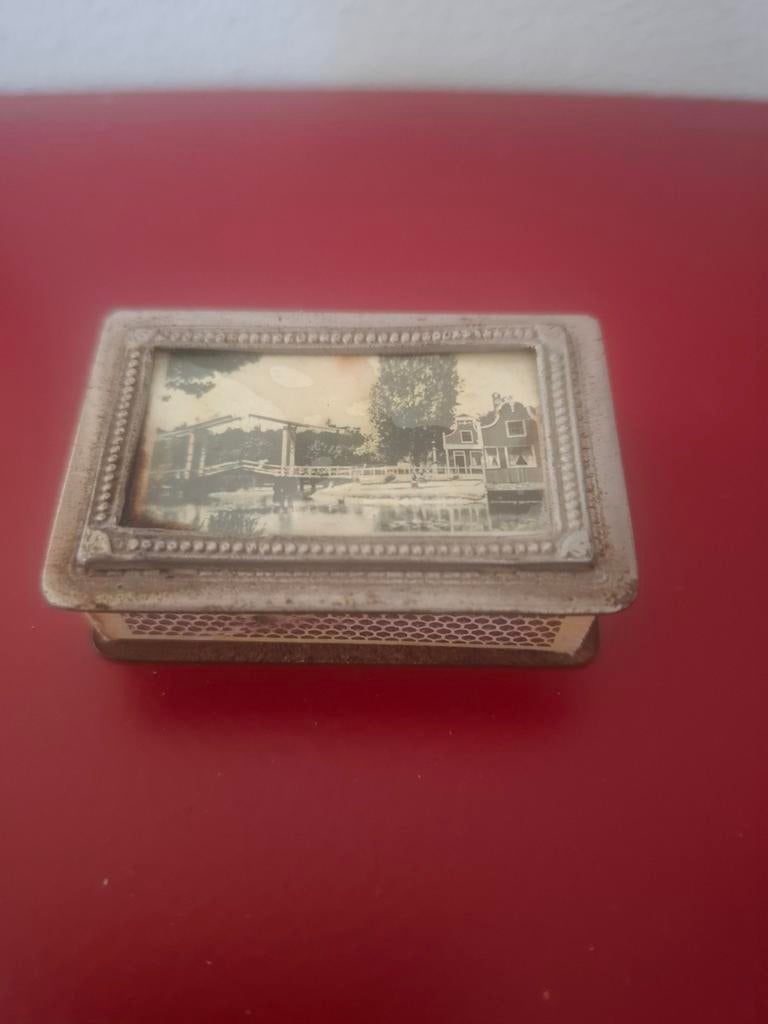 Vintage luciferdoosje met Hollands tafereel, Antiek en Kunst, Ophalen of Verzenden