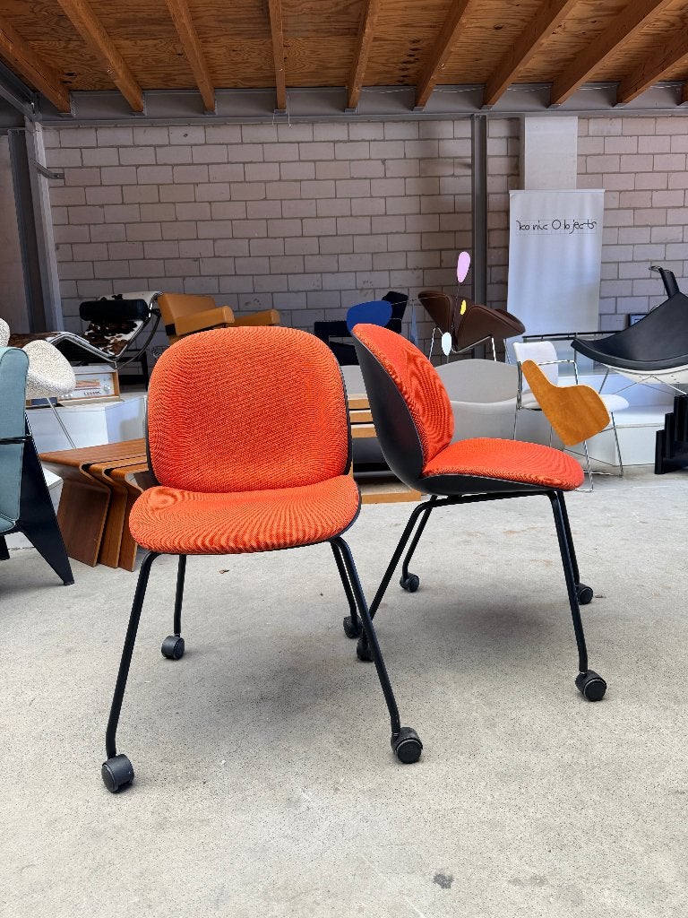 Gubi Beetle chair met wieltjes (voorraad: 5), Ophalen, Stof, Gebruikt, Overige kleuren