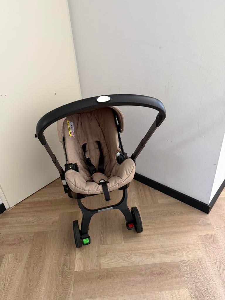 Baby maison, Overige merken, Ophalen of Verzenden, Zo goed als nieuw, Combiwagen