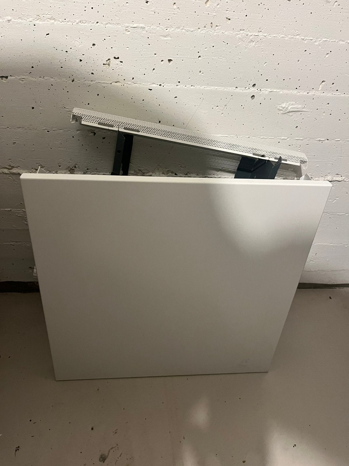 Jaga convector klein, Ophalen of Verzenden, Zo goed als nieuw, Radiator, 30 tot 80 cm