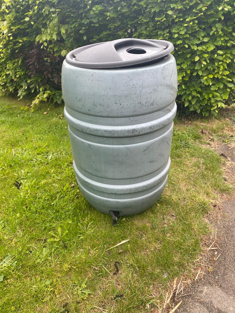 Groene regenton met aftapkraantje, Tuin en Terras, Regentonnen, Kunststof, Gebruikt, Met kraantje, 75 tot 150 liter